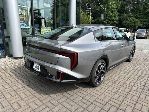 2025 Kia K4 GT-Line