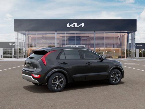 Interstellar Gray 2026 Kia Niro SX