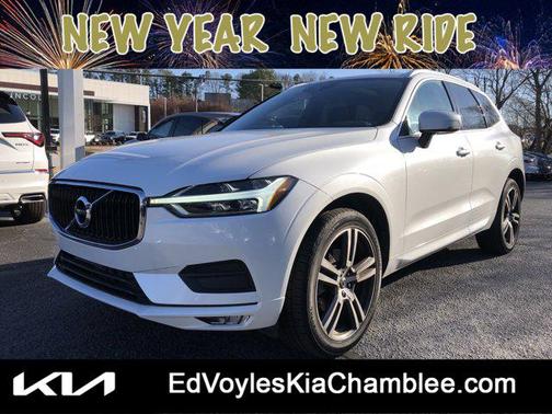 2021 Volvo XC60 T5 Momentum