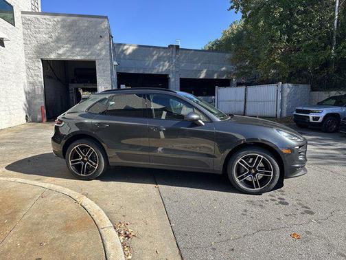 2021 Porsche Macan S