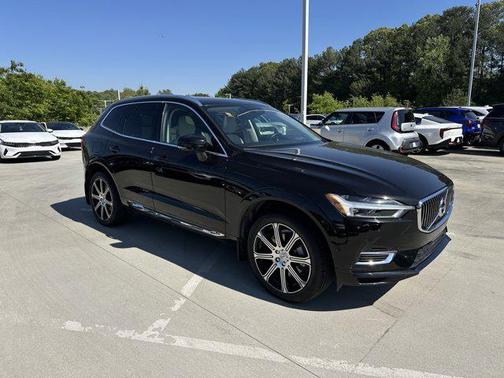 2018 Volvo XC60 Recharge Plug-In Hybrid T8 Inscription