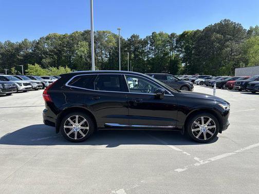 2018 Volvo XC60 Recharge Plug-In Hybrid T8 Inscription