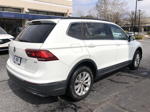 2018 Volkswagen Tiguan 2.0T SE