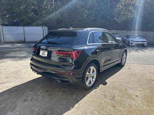2022 Audi Q3 45 S line Premium