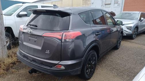 2018 Toyota RAV4 LE