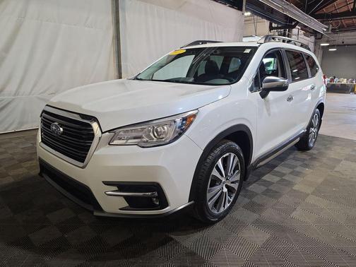 Crystal White Pearl 2022 Subaru Ascent Touring 7-Passenger