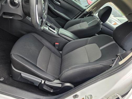 Fresh Powder 2023 Nissan Sentra SV