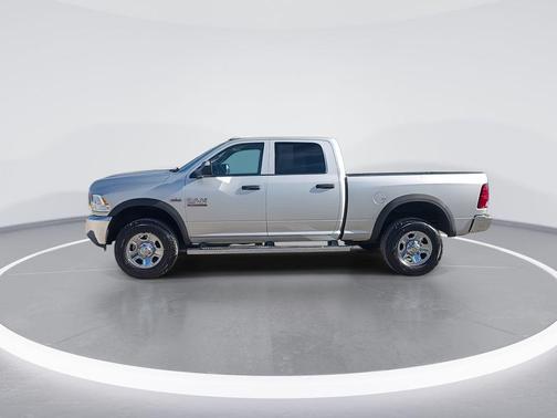 2017 RAM 2500 Tradesman Crew Cab 4x4 6'4' Box