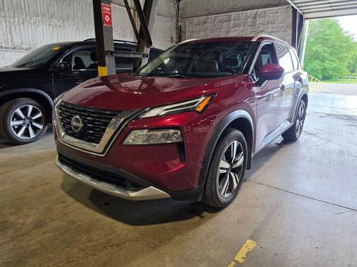 Scarlet Ember Tintcoat 2023 Nissan Rogue Platinum