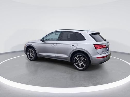 2020 Audi Q5 45 Premium Plus