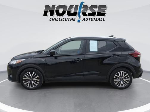 Super Black 2021 Nissan Kicks SV