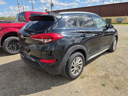 2018 Hyundai TUCSON SEL