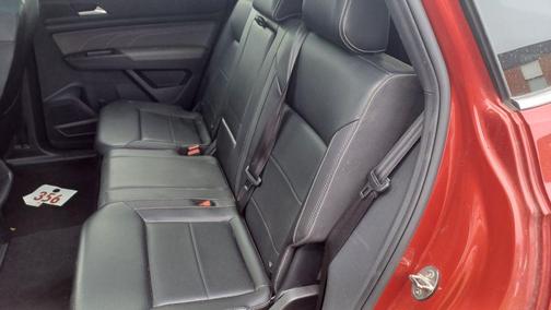 2022 Volkswagen Atlas Cross Sport 2.0T SE w/Technology