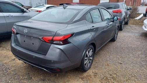 2025 Nissan Versa 1.6 SV