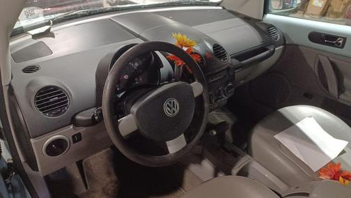 2005 Volkswagen New Beetle GLS