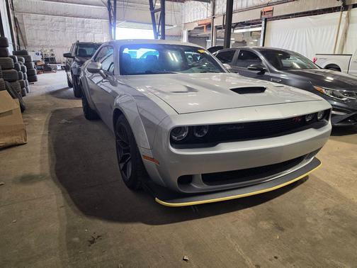 Triple Nickel Clearcoat 2021 Dodge Challenger R/T Scat Pack Widebody