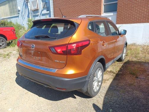 2017 Nissan Rogue Sport SV