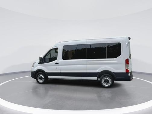 2025 Ford Transit-350 XL