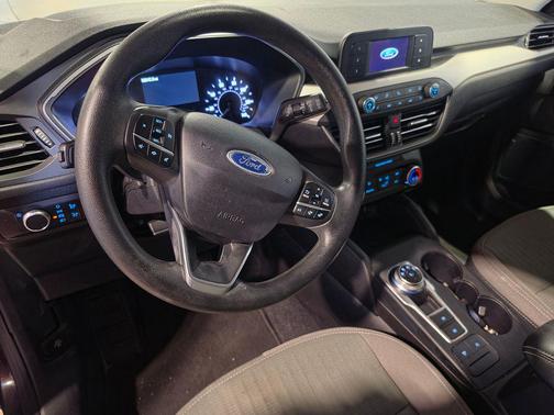 AGATE BLACK METALLIC 2021 Ford Escape S