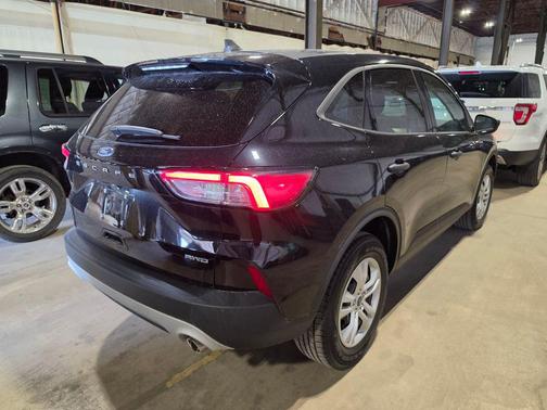 AGATE BLACK METALLIC 2021 Ford Escape S