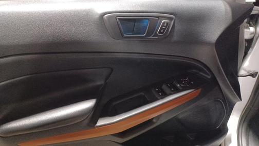 2018 Ford EcoSport SES