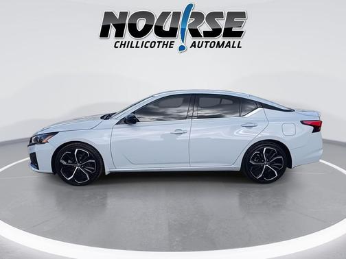 2023 Nissan Altima SR FWD