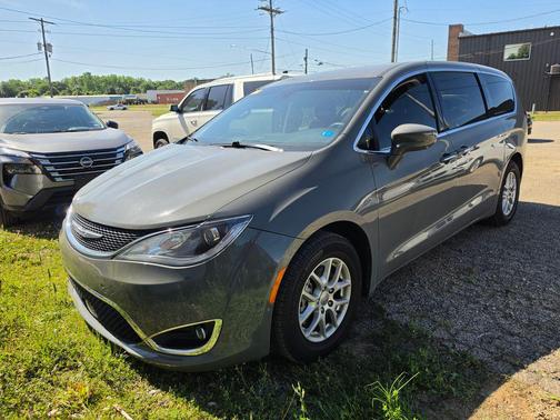 Ceramic Gray Clearcoat 2020 Chrysler Pacifica Touring
