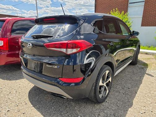 Black Noir Pearl 2017 Hyundai TUCSON Sport
