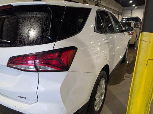 Summit White 2023 Chevrolet Equinox LS