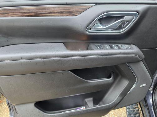 Dark Ash Metallic 2023 Chevrolet Suburban 4WD Z71