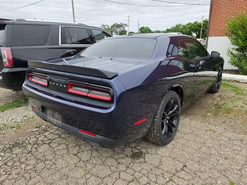 Contusion Blue Pearlcoat 2017 Dodge Challenger R/T