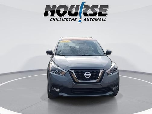 2019 Nissan Kicks SR