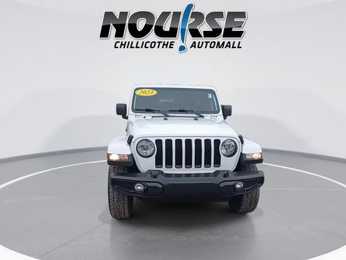 2023 Jeep Wrangler 4-Door Sahara Altitude 4x4