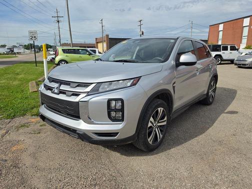Alloy Silver Metallic 2023 Mitsubishi Outlander Sport