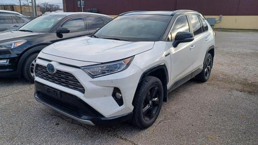2019 Toyota RAV4 Hybrid SE