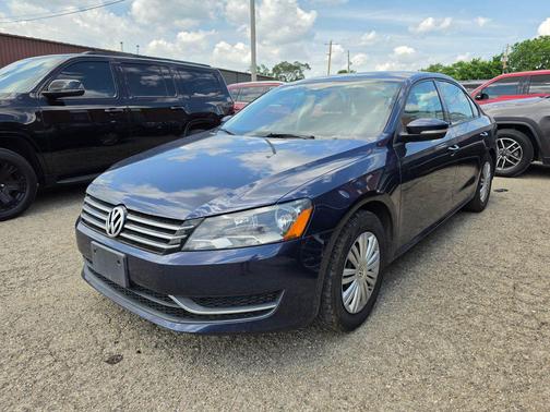Night Blue 2015 Volkswagen Passat 1.8T Auto S