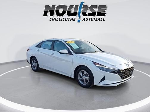 2023 Hyundai ELANTRA SE