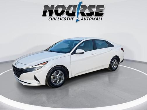 2023 Hyundai ELANTRA SE