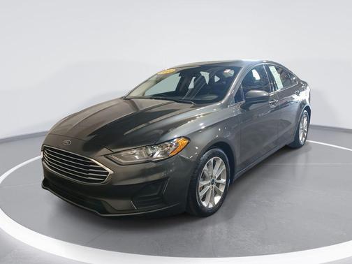 2020 Ford Fusion Hybrid SE