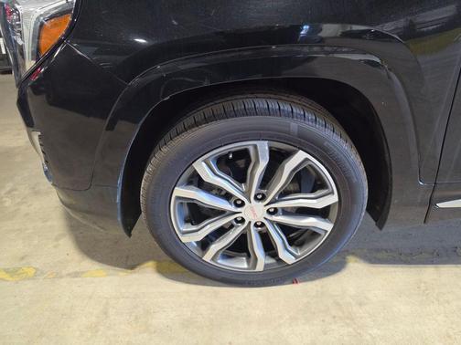 Ebony Twilight Metallic 2019 GMC Terrain Denali