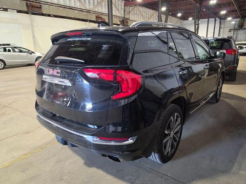 Ebony Twilight Metallic 2019 GMC Terrain Denali