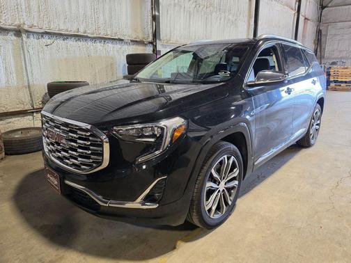 Ebony Twilight Metallic 2019 GMC Terrain Denali