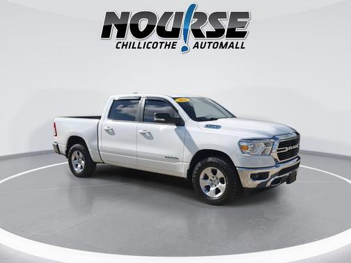 Bright White Clearcoat 2021 RAM 1500 Big Horn/Lone Star