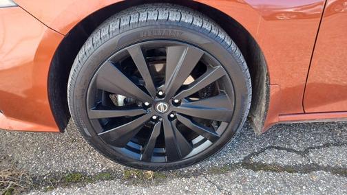 2022 Nissan Altima SR Intelligent AWD