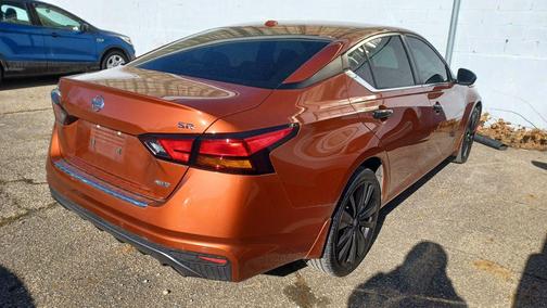 2022 Nissan Altima SR Intelligent AWD