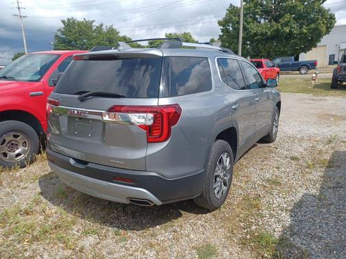 2023 GMC Acadia AWD SLT