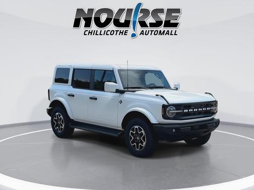 OXFORD WHITE 2026 Ford Bronco Outer Banks