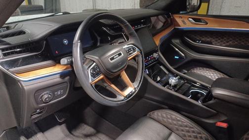 2023 Jeep Grand Cherokee L Summit Reserve