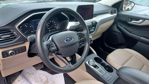 2021 Ford Escape SEL