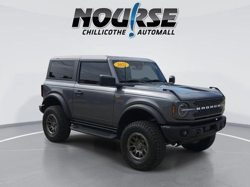 Carbonized Gray Metallic 2025 Ford Bronco Badlands